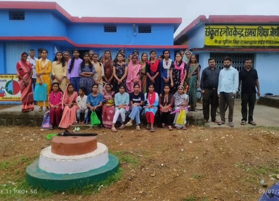 जोशीलमती मे युवतियो एवं महिलाओ ने ब्यूटीपार्लर, सिलाई, कढ़ाई के लिए 27 ने कराया पंजीयन