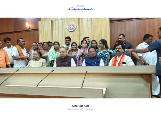 मुख्यमंत्री विष्णु देव साय व डॉ. रमन सिंह से मिले राजनांदगांव ग्रामीण मंडल पश्चिम के भाजपा कार्यकर्ता गण
