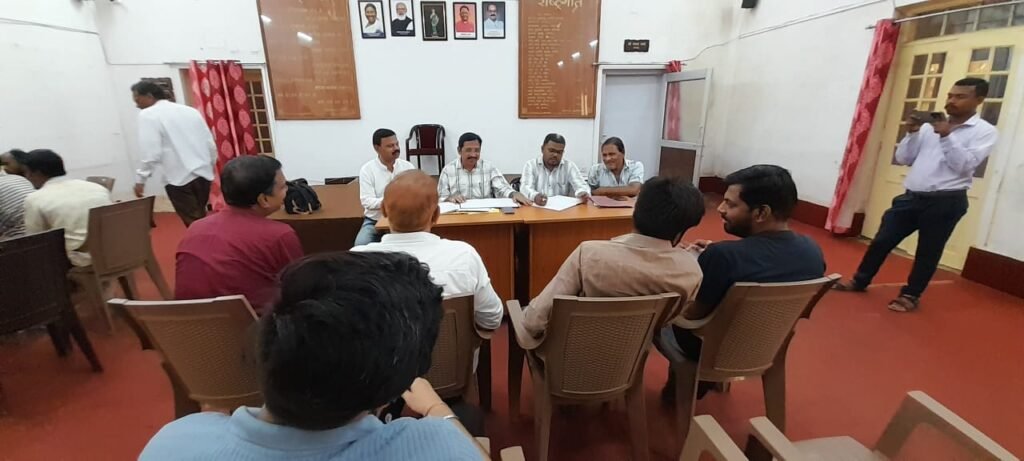 दिल्ली दरवाजा के पास निर्मित प्रथम तल की 2 दुकानोे की नीलामी से निगम को 62 लाख 12 हजार रूपये की आय